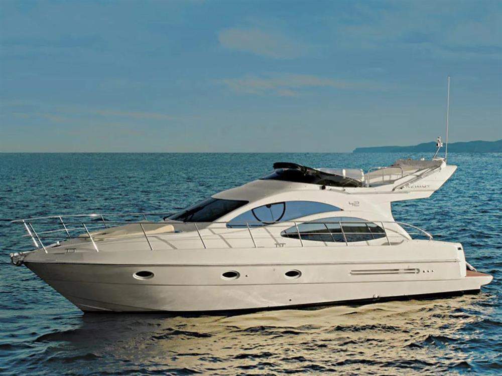 Azimut 42