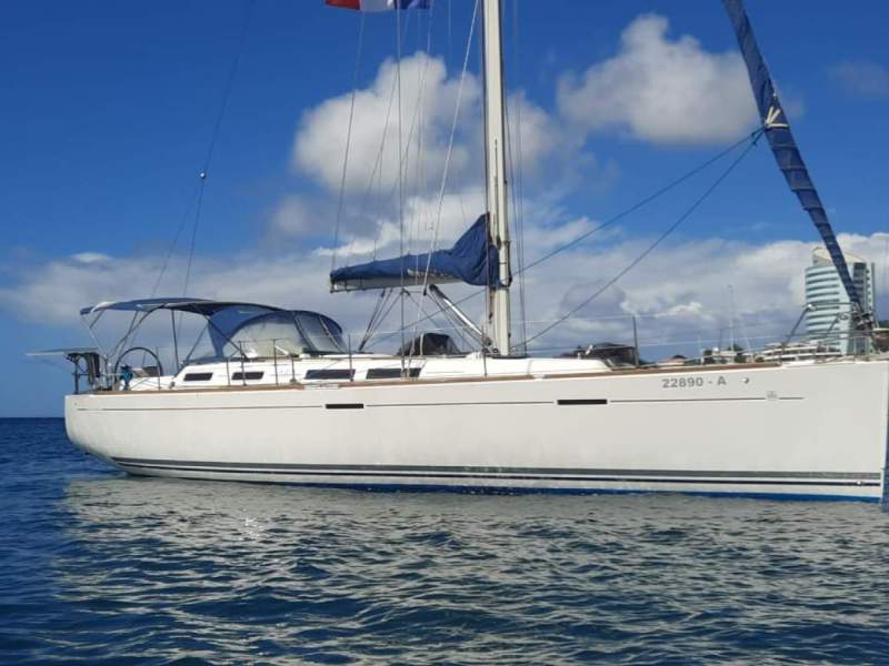 Dufour Grand Large 425