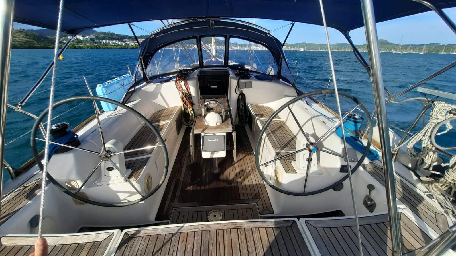 Dufour Grand Large 425