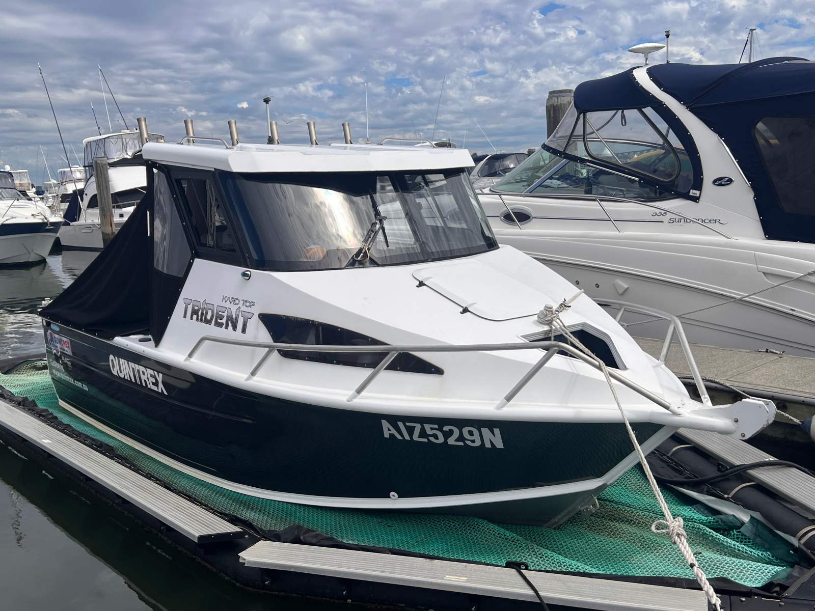 9.5 meter Dockpro Seapen for sale