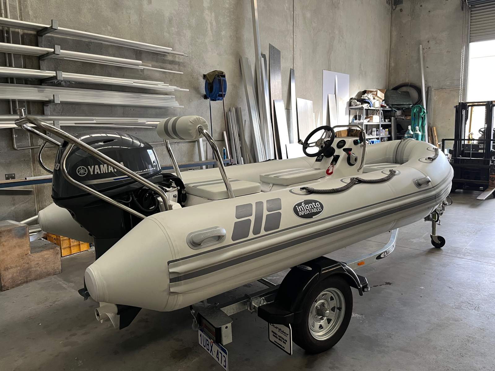 New Infanta 3.9SR RIB tender