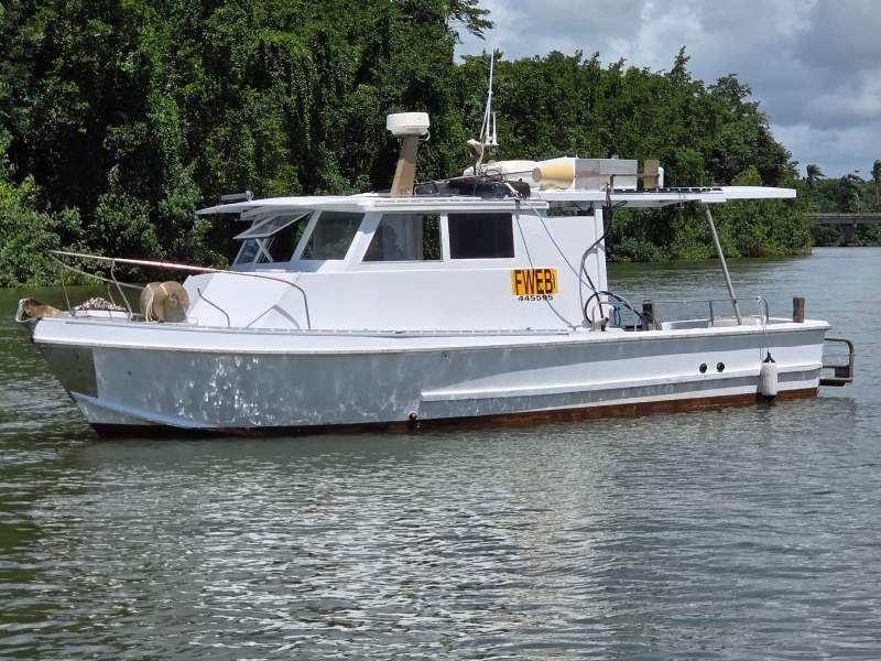 Roberts 30 LV415 9.14m Line Fishing Vessel