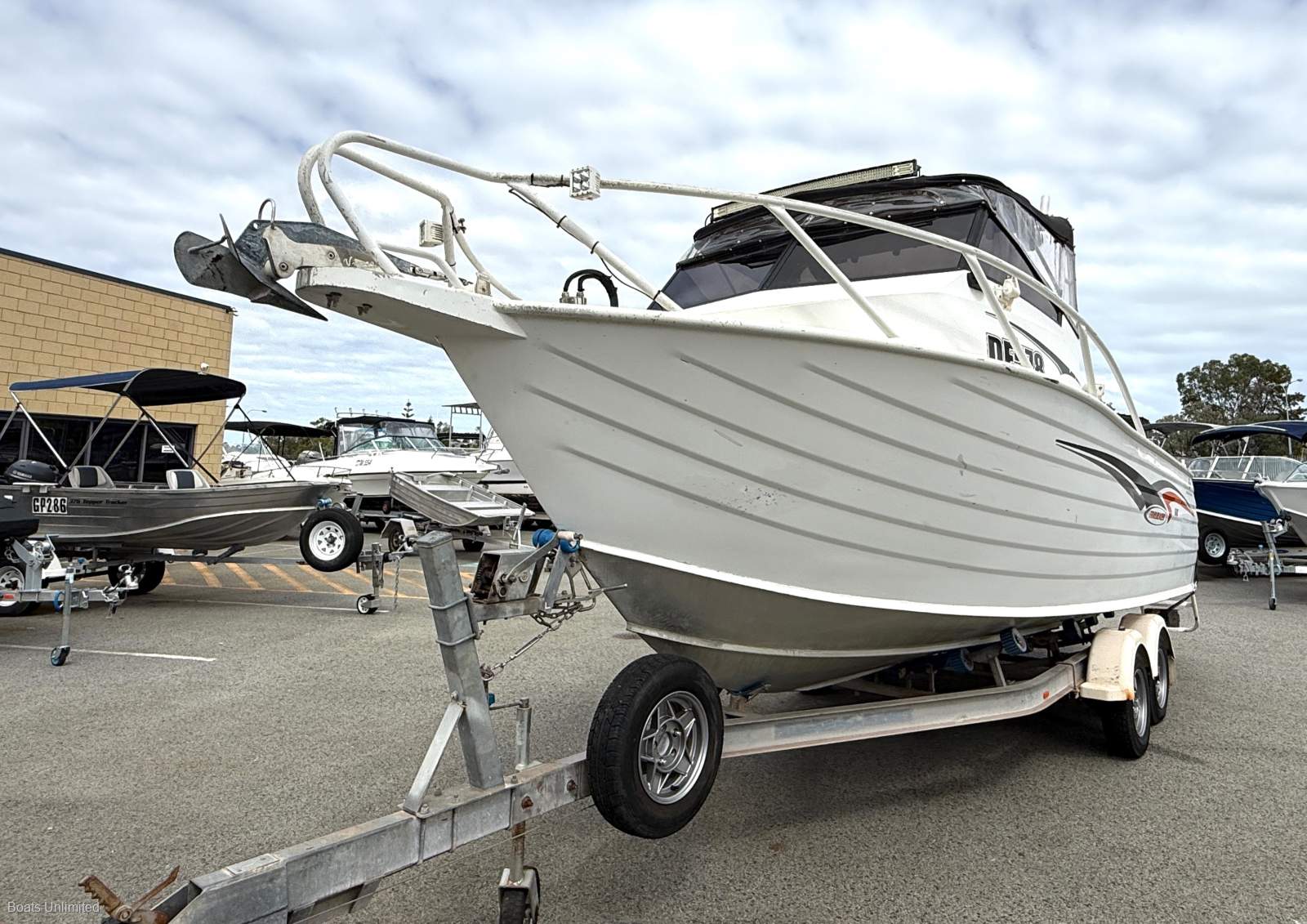 Trailcraft 640 Trailblazer ROBUST FISHING BOAT GREAT DECK SPACE AND SHADE