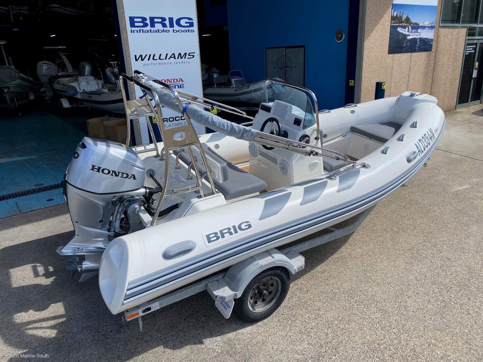Brig Navigator 485