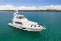 Riviera 63 Enclosed Flybridge SII