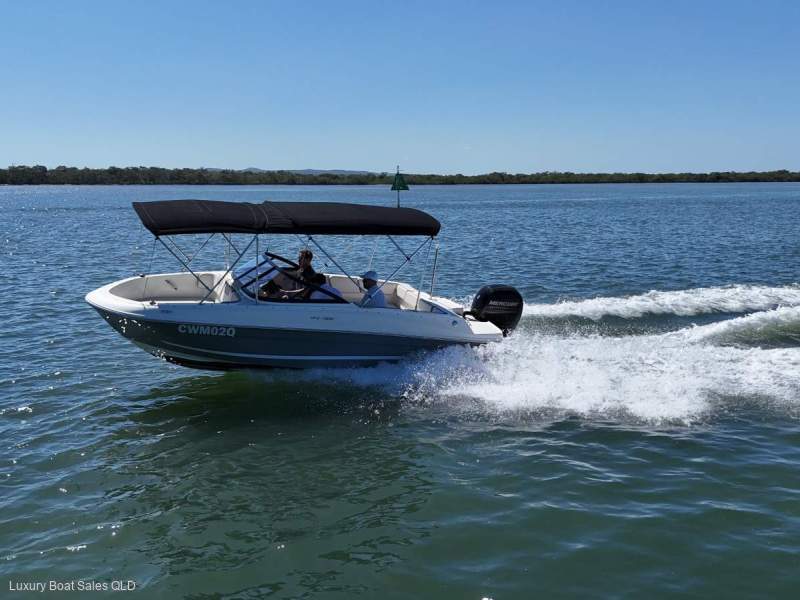 Bayliner VR4