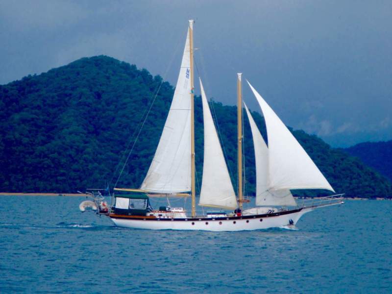 Herreshoff Staysail Schooner