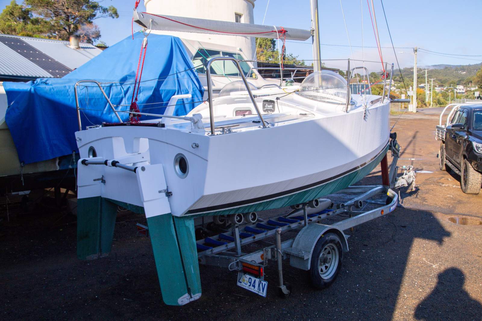 Souriceau 475 CAPABLE & VERSITILE NEW TRAILER SAILER!