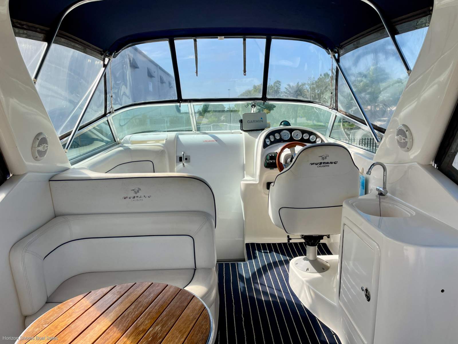 Mustang 2800 SportsCruiser Series III