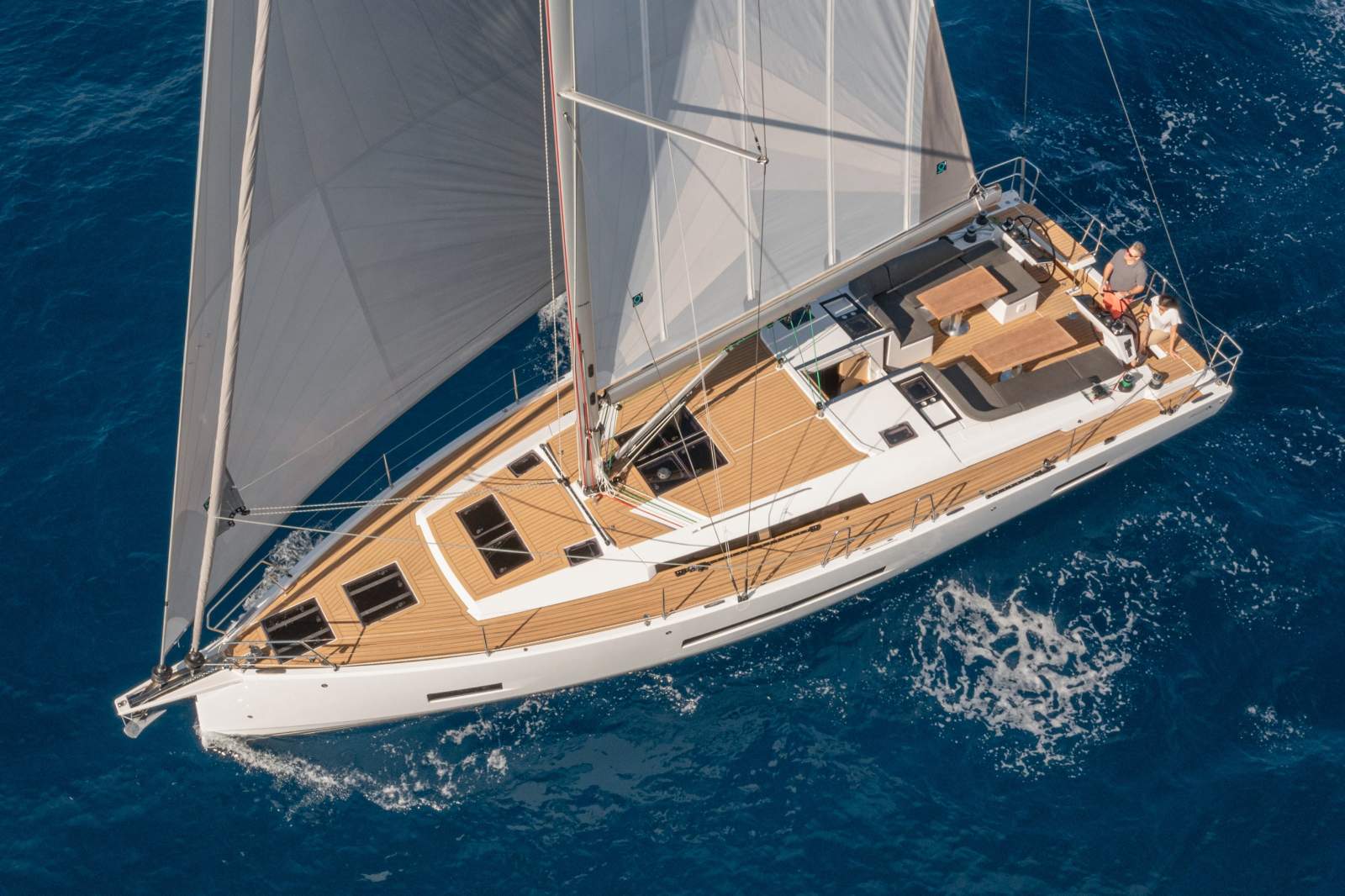 Hanse 460 PREMIUM YACHT SHARE - SYDNEY HARBOUR & WHITSUNDAYS