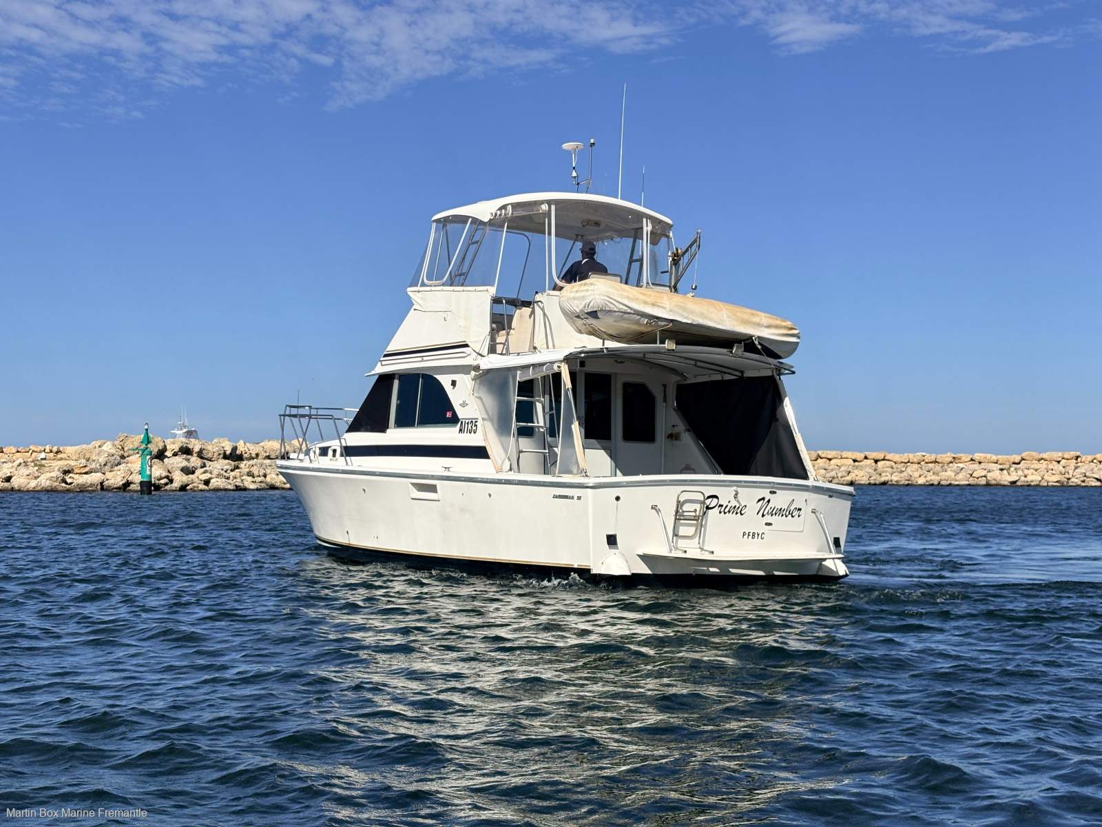 Caribbean 35 Flybridge Cruiser With Brand New ONAN Genset