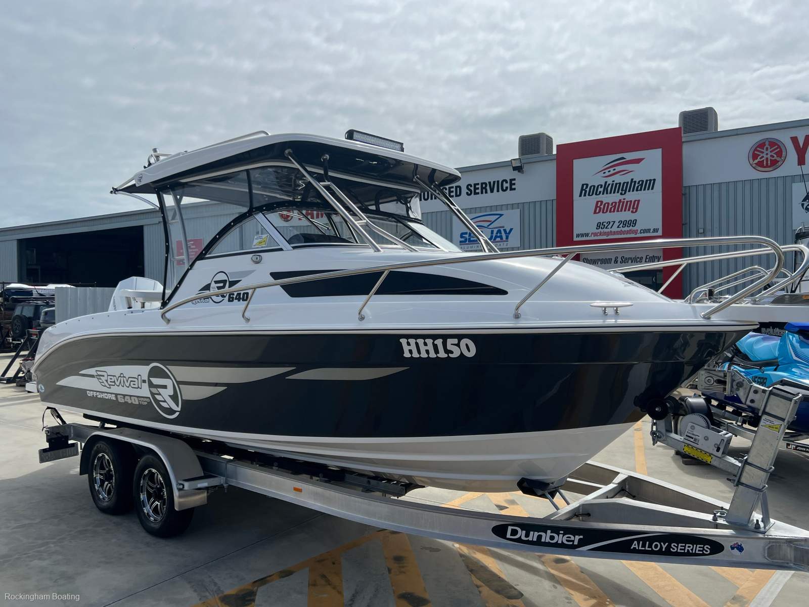 Revival 640 Offshore Hard Top