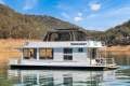 NUTCRACKER Houseboat Holiday Home on Lake Eildon:Nutcracker on Lake Eildon