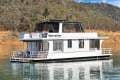 NUTCRACKER Houseboat Holiday Home on Lake Eildon:Nutcracker on Lake Eildon