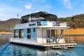NUTCRACKER Houseboat Holiday Home on Lake Eildon:Nutcracker on Lake Eildon