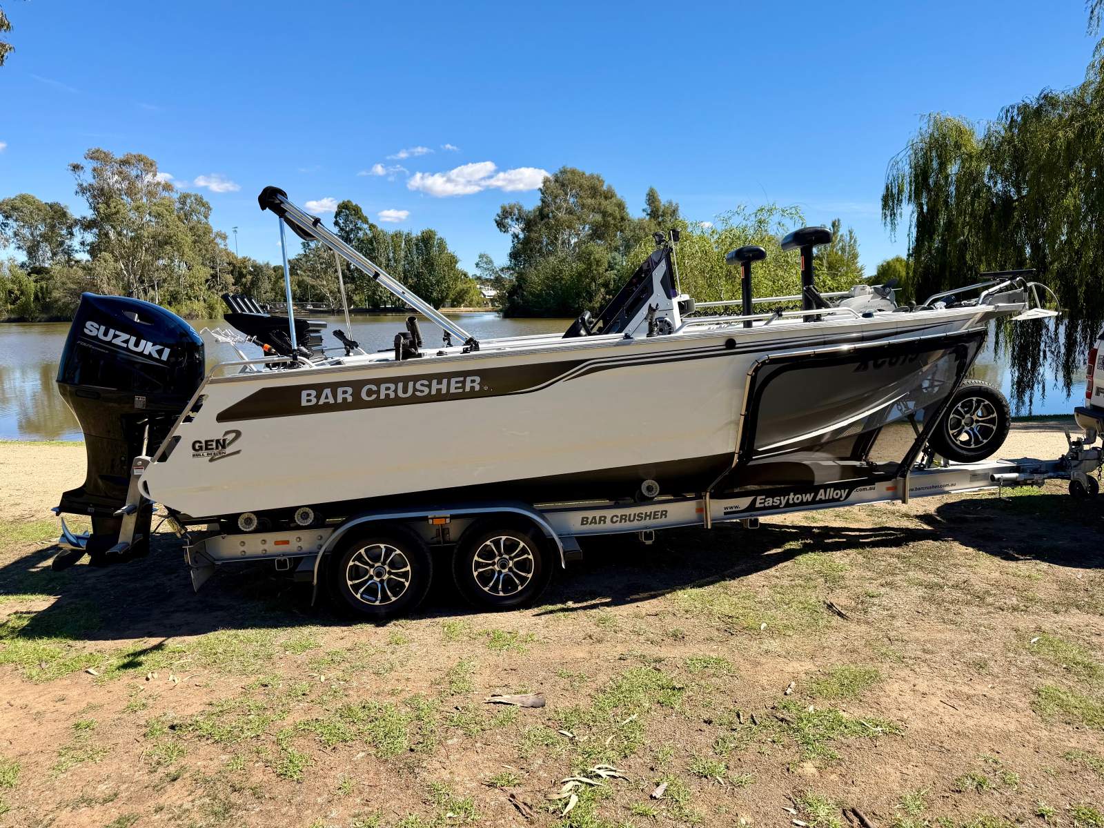 Bar Crusher 615XS Easy Tow Alloy trailer
