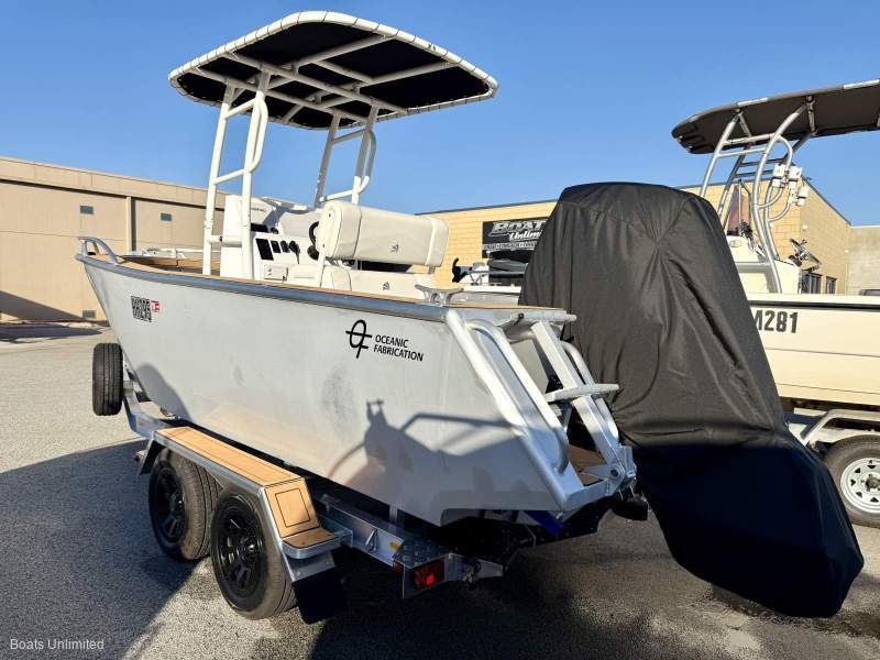 Oceanic Fabrication 5.5 PLATE ALLOY CENTRE CONSOLE DREAM BOAT