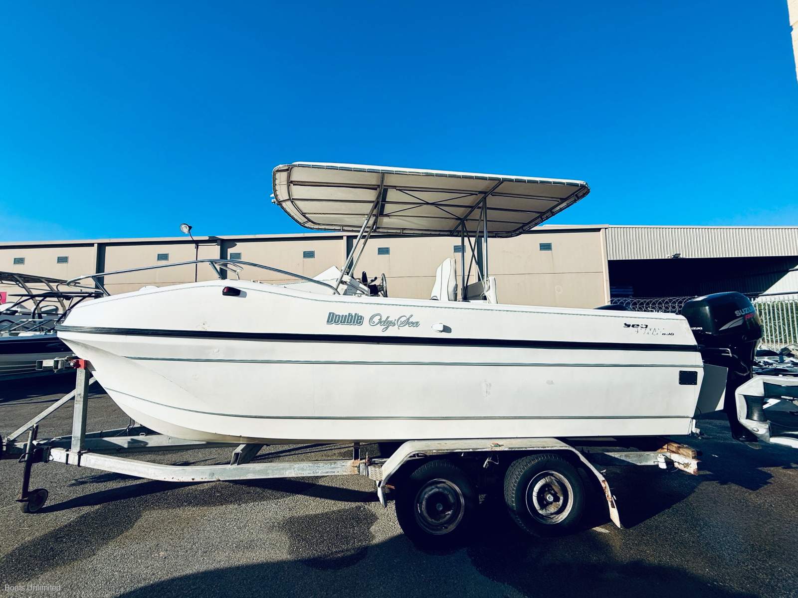 Sea Lynx 600 Twin hull Centre Console Cat SOFT RIDE, AWSOME DECK SPACE,