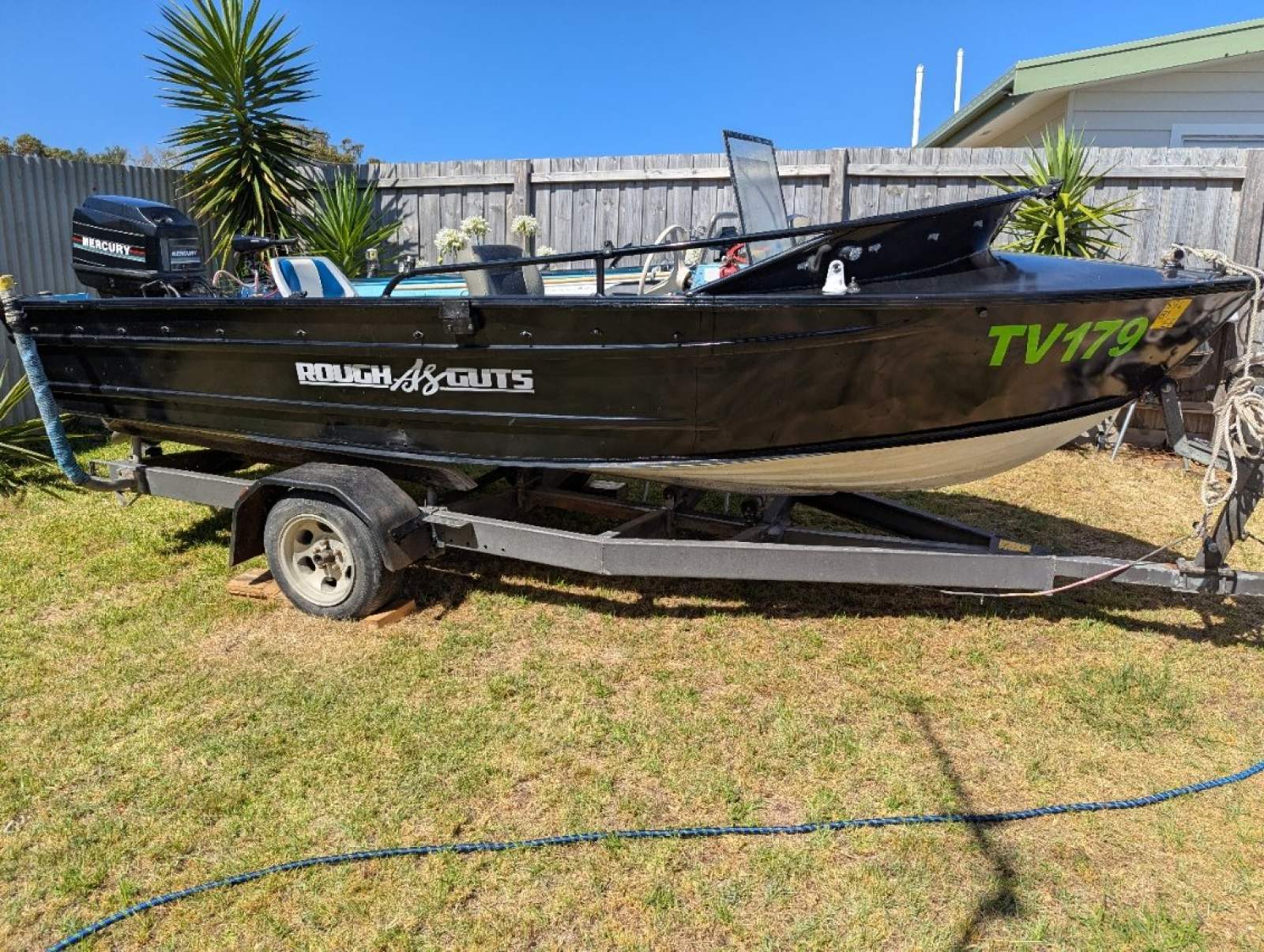 Custom Centre Console 4.45m