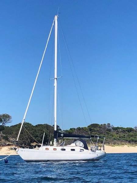 Sparkman & Stephens 34 Renowned ocean cruiser