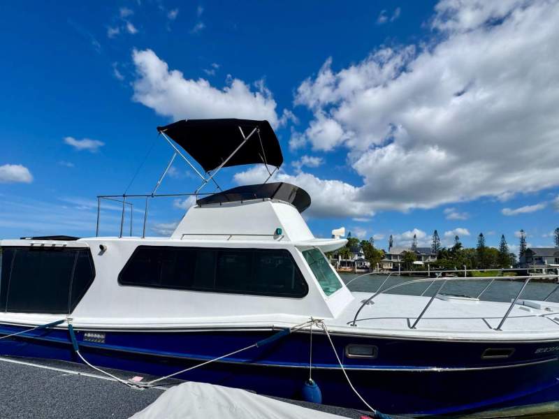 Masters Aquarius 35 ft Flybridge Recent Refit