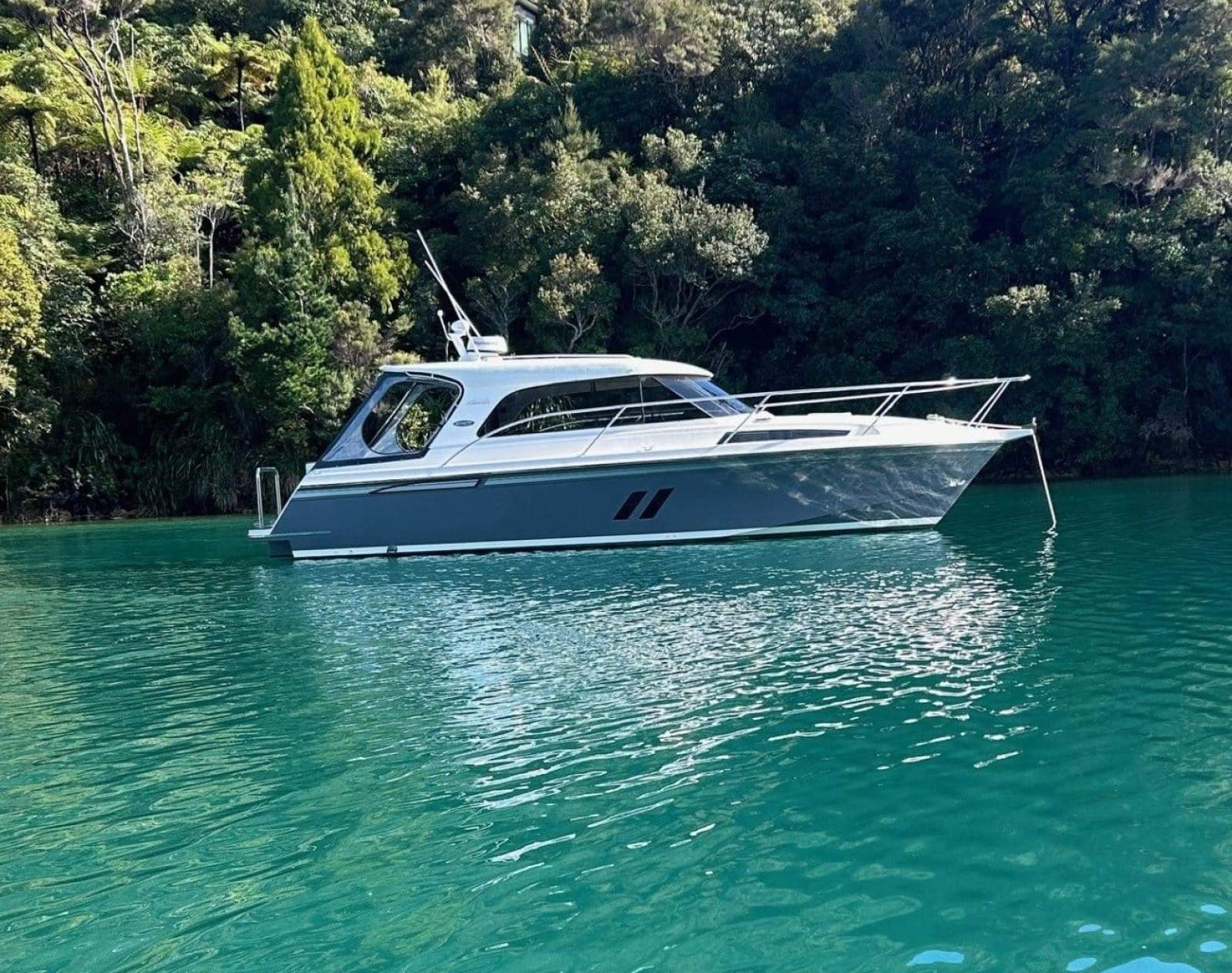 Superior 1050 Sorts Sedan