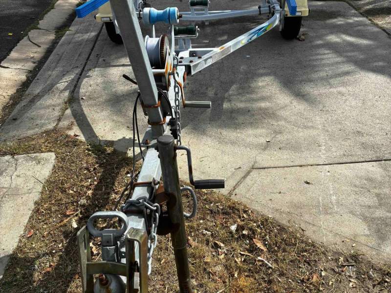 Seatrail Aluminium 4.2m13 Trailer - I used it for my 4.2m inflatable