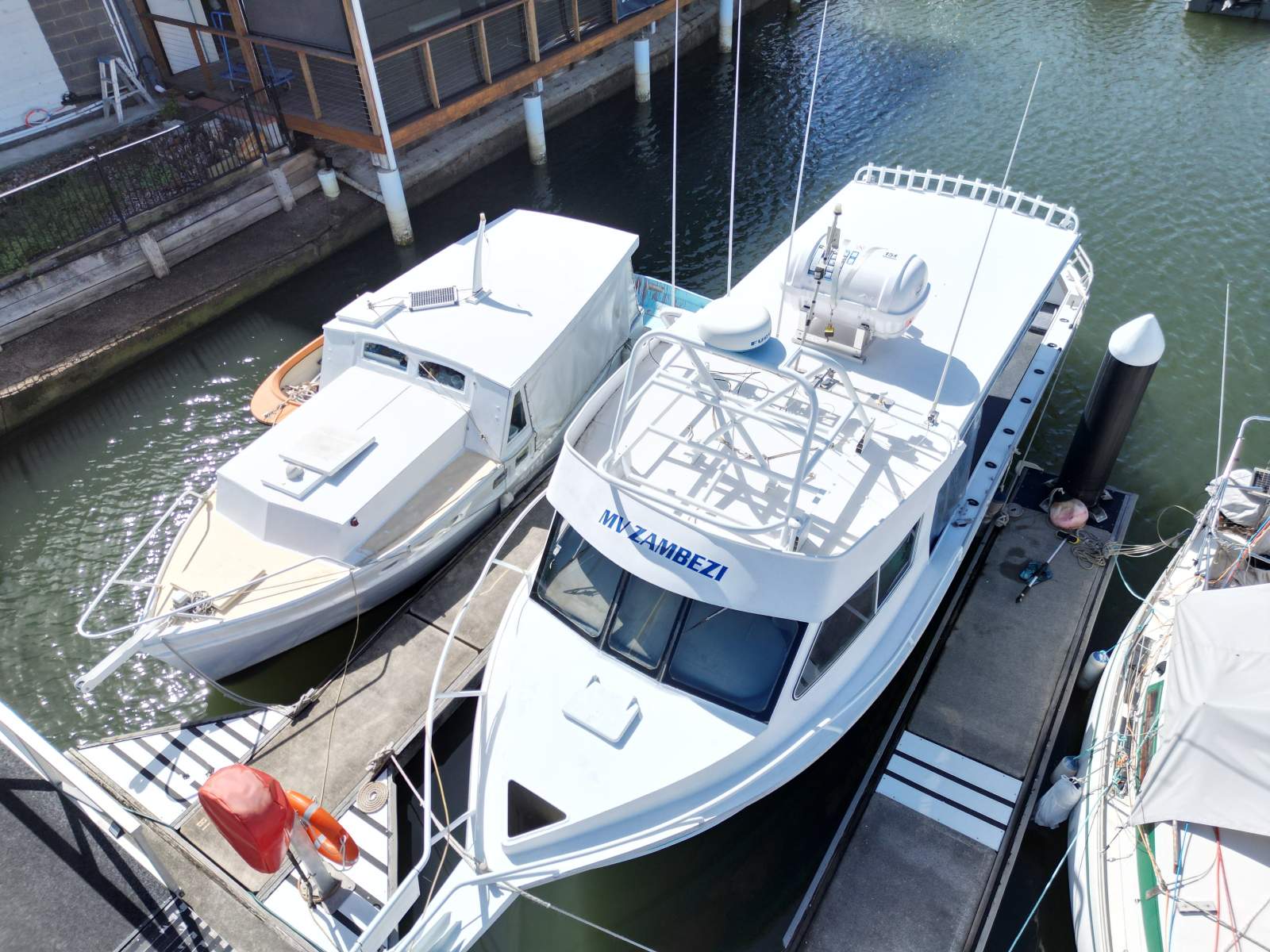 Lightning Power 9.76 Commercial Fishing Boat