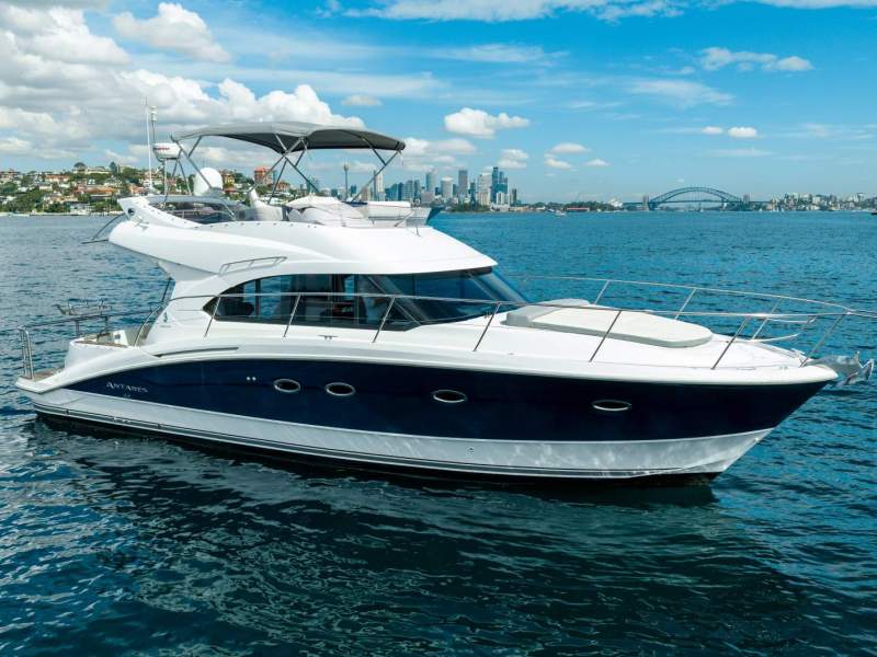 Beneteau Antares 42