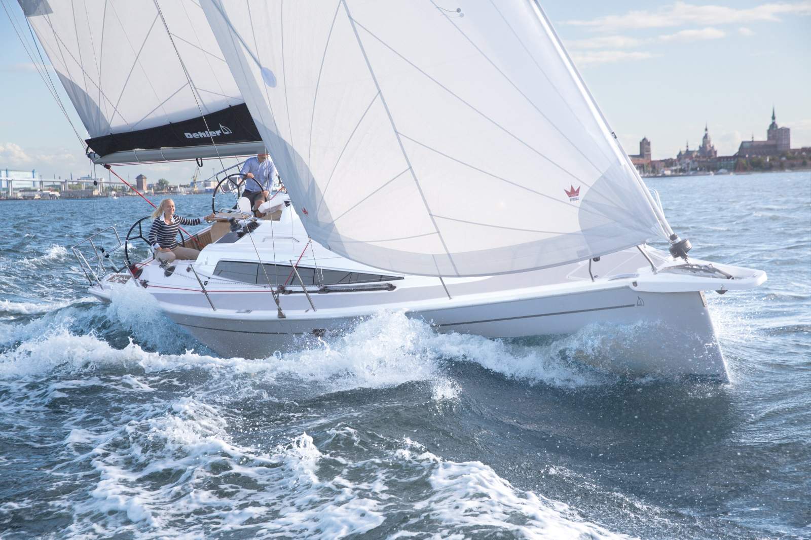 Dehler 34 : AVAILABLE TO ORDER