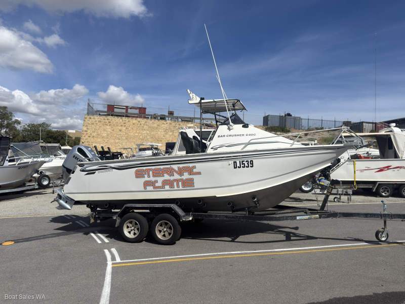 Bar Crusher 640C 2021 MODEL 200HP 4 STR HONDA MOTOR 330HRS