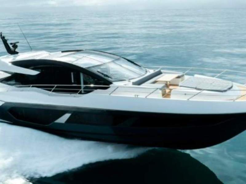 Sunseeker Predator 75