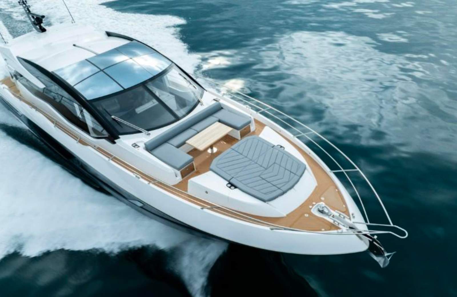 Sunseeker Predator 75