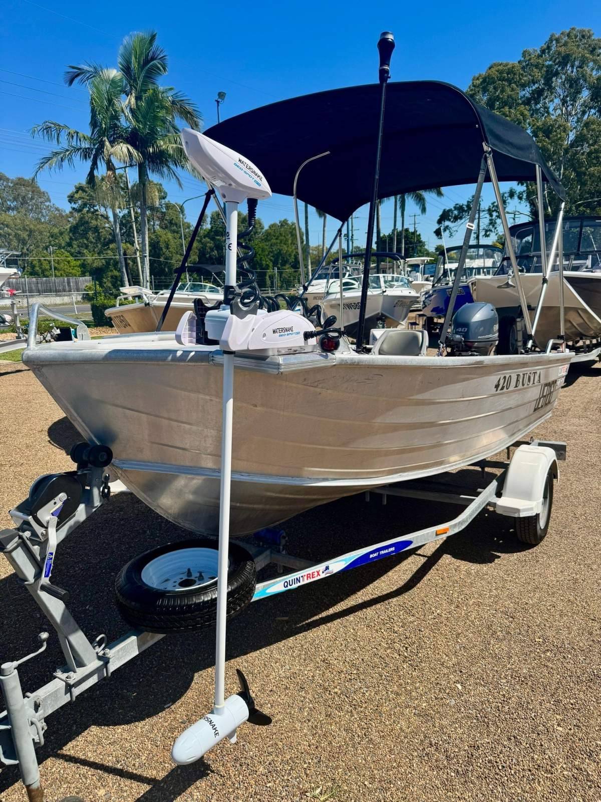 Quintrex 420 Busta with "Blade Hull"