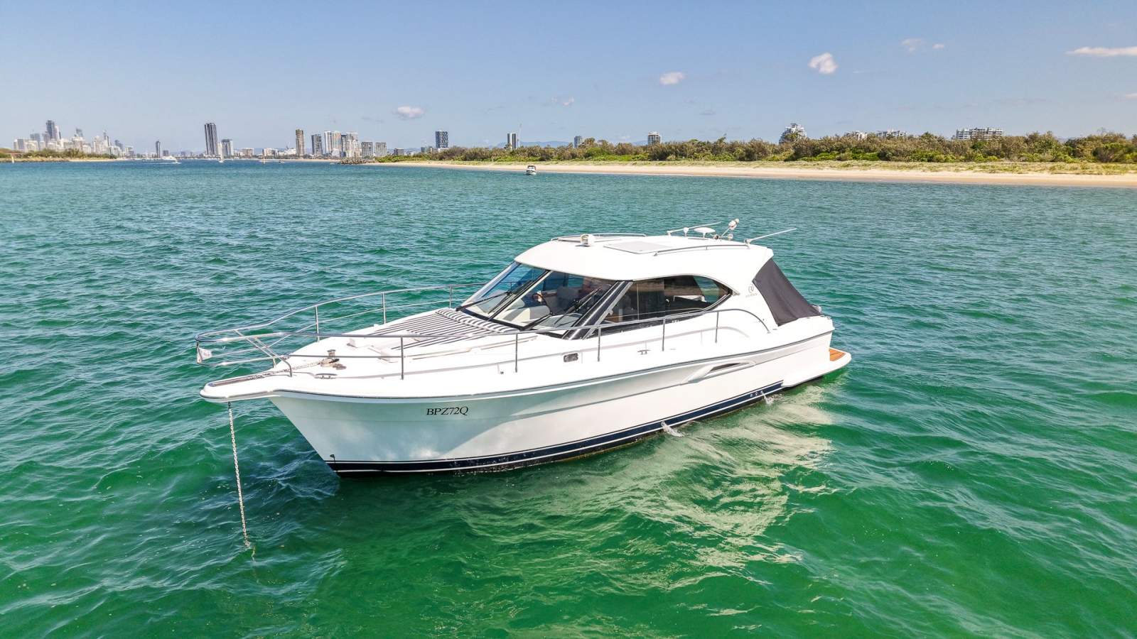 Riviera 3600 Sport Yacht