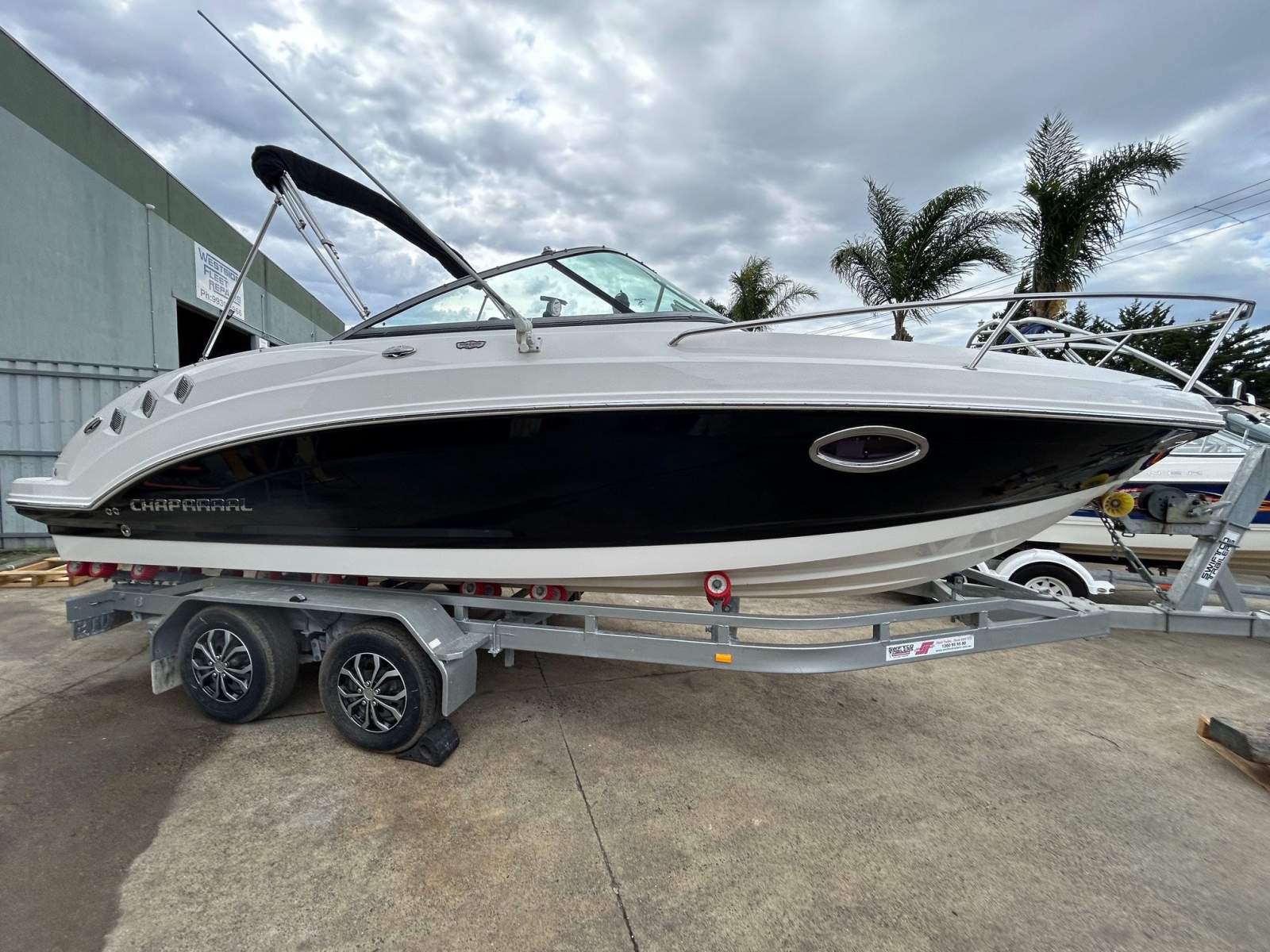 Chaparral 225 Ssi Sports Cabin