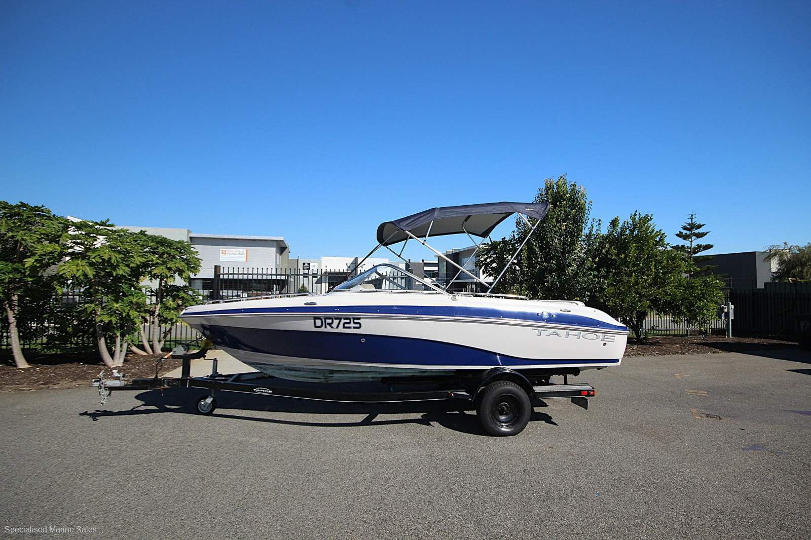 Tahoe Q7i *** COMFORTABLE CRUISING *** $ 28,990 ***