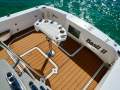 Caribbean 32 Flybridge Cruiser