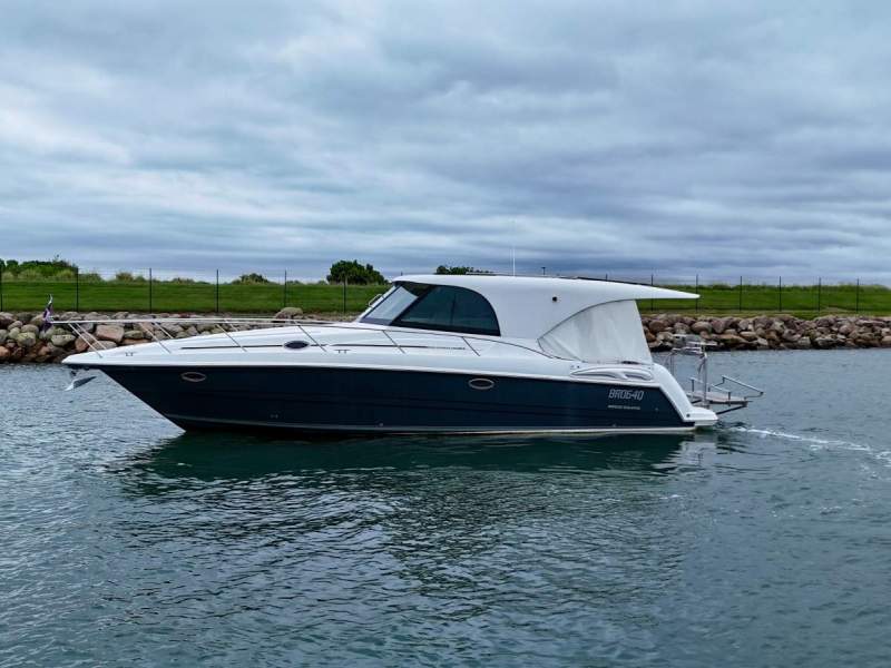 Mustang 3800 Hard Top
