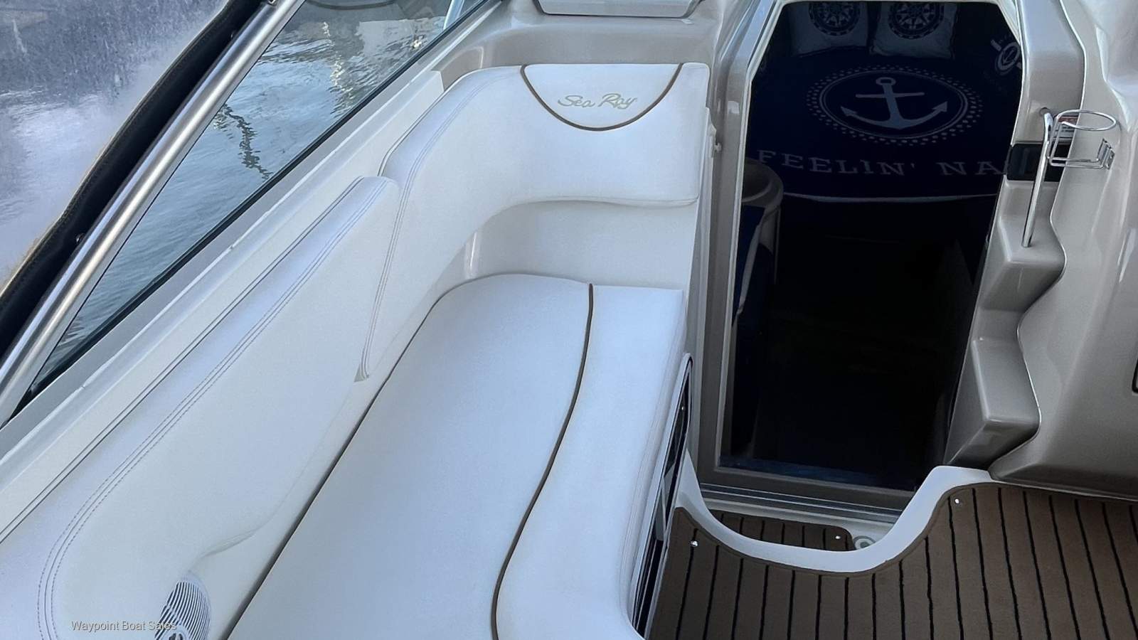 Sea Ray 275 Sundancer For Sale | WayPoint Boat Sales