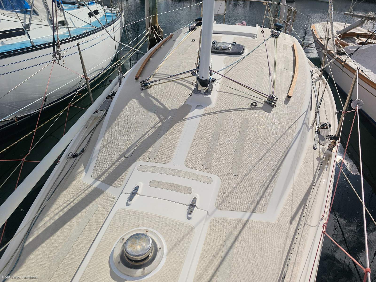 Northshore 27 Spinner