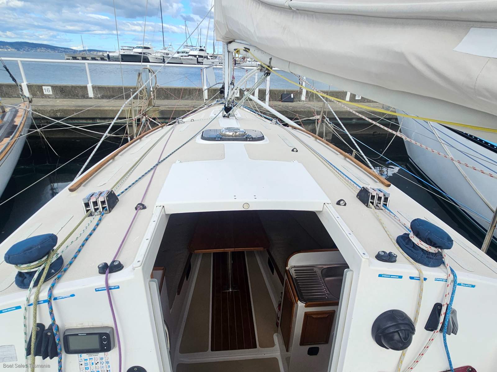 Northshore 27 Spinner