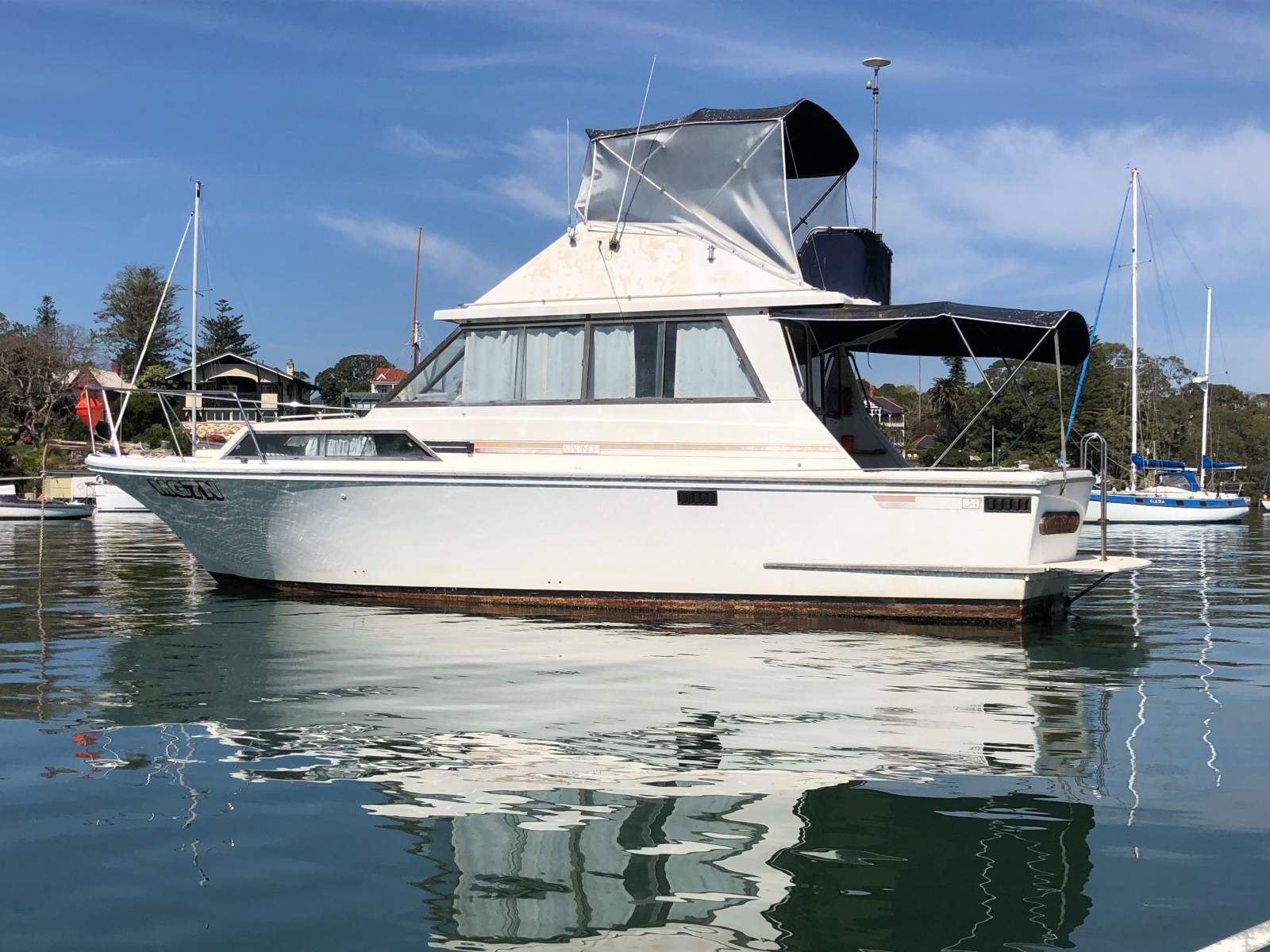 Mariner 34 Flybridge Cummins Twin Diesels Cheap Price (Sydney Harbour)