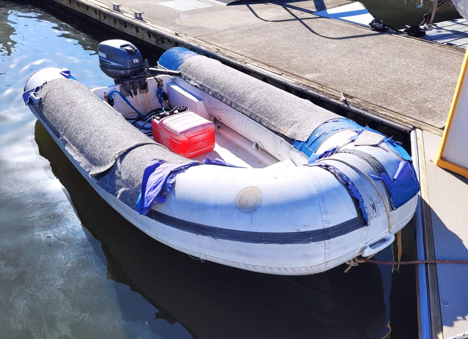 YAMAHA 15 HP TWO STROKE TILLER OUTBOARD MOTOR