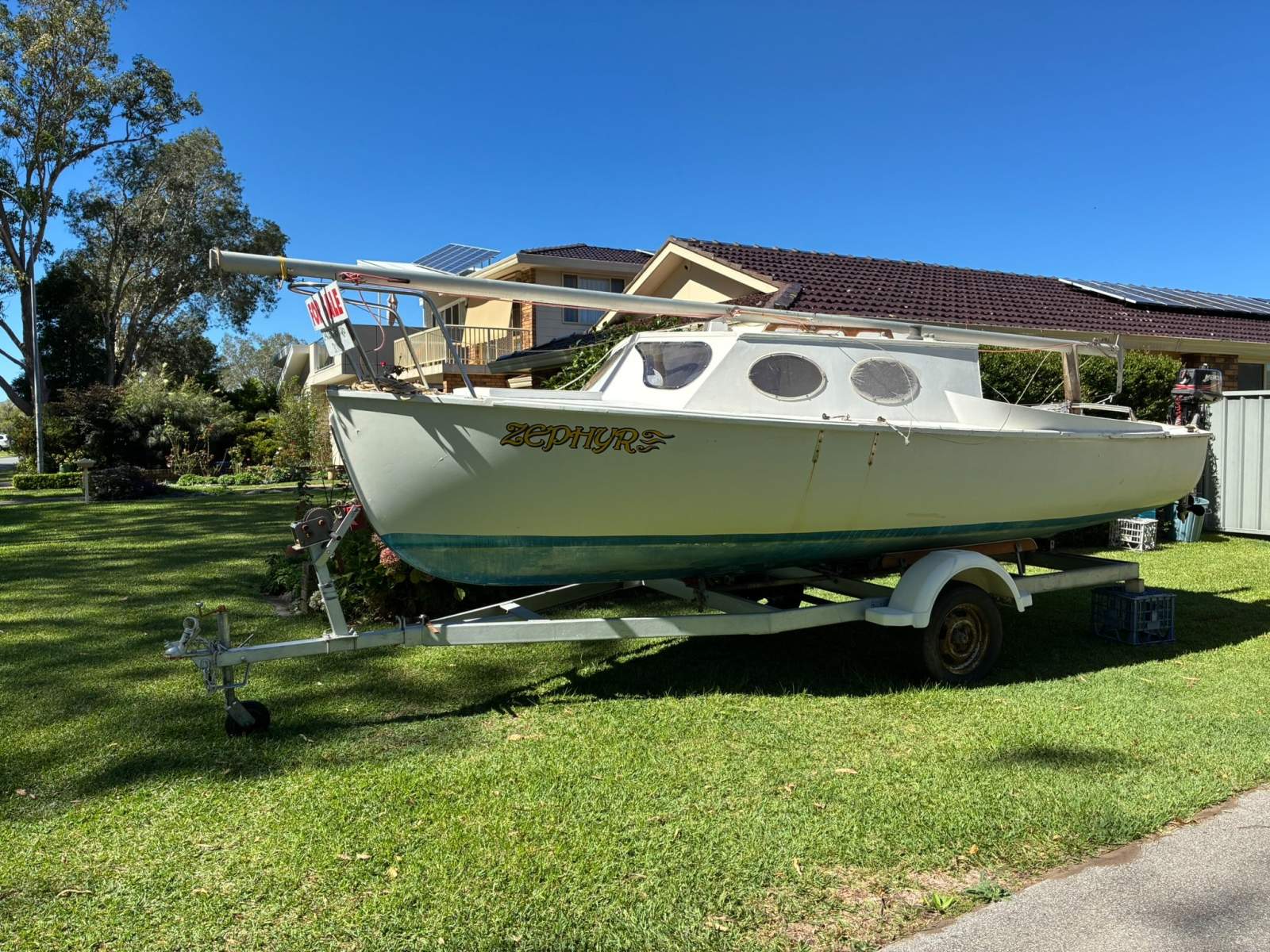 18" Custom Trailer Sailer with 5 HP Mercury