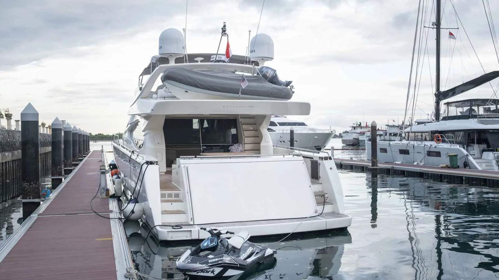 Boat image