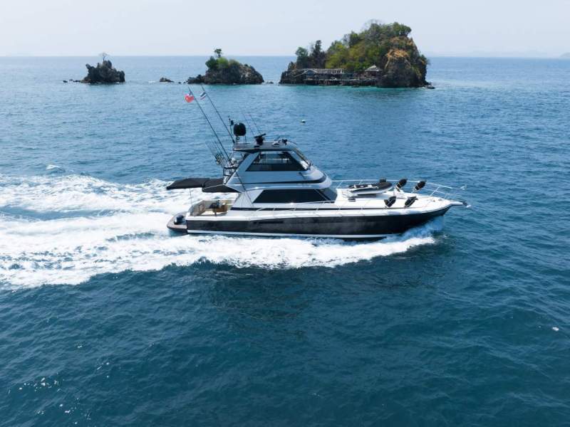 Riviera 48 Open Flybridge