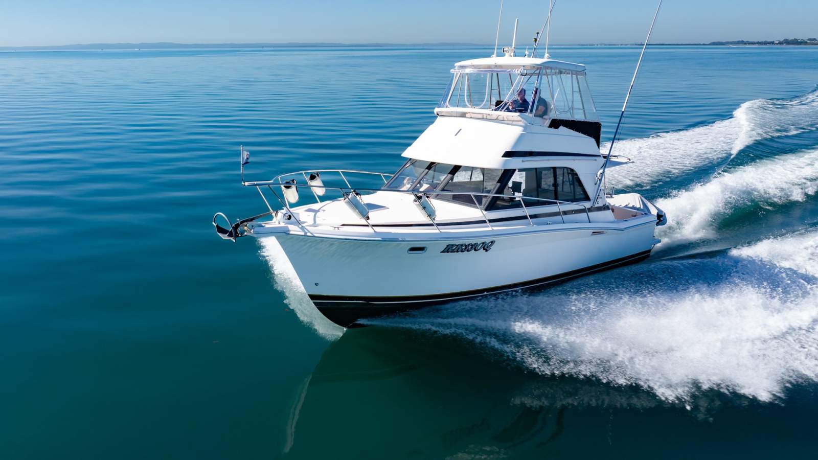 Riviera 3300 Flybridge