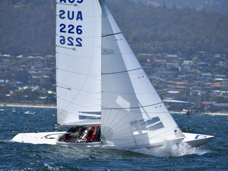 International Dragon Ridgeway - "Hooligan" AUS226