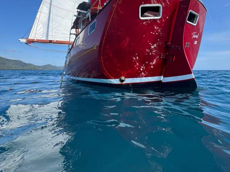 Freedom Yachts Freedom40 CC Centre cockpit version